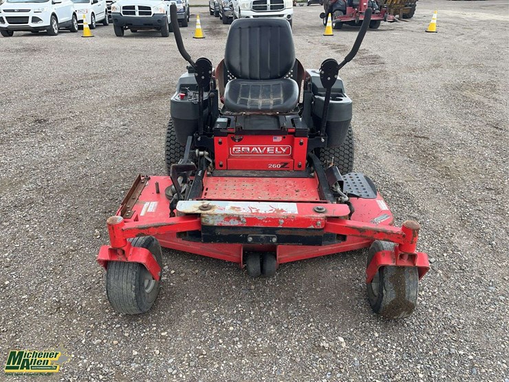 gravely-260z-image-8