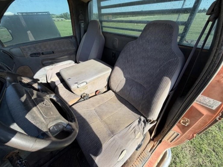 2001-dodge-ram-2500-image-19