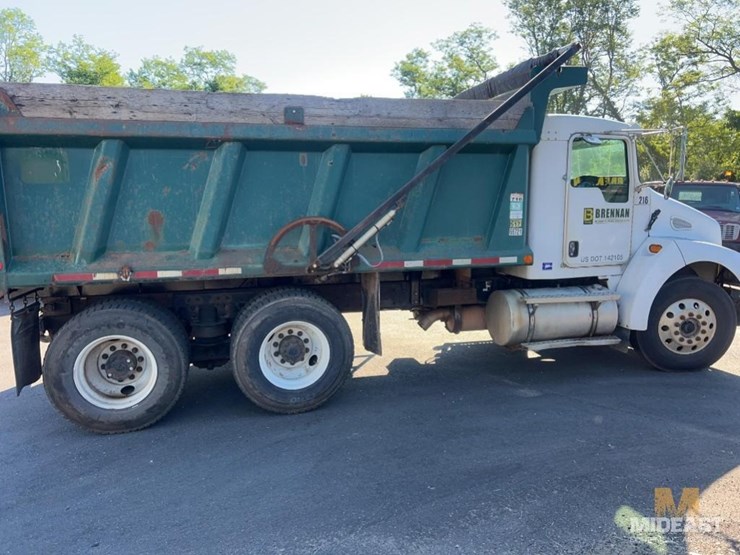 2001-kenworth-t300-image-9