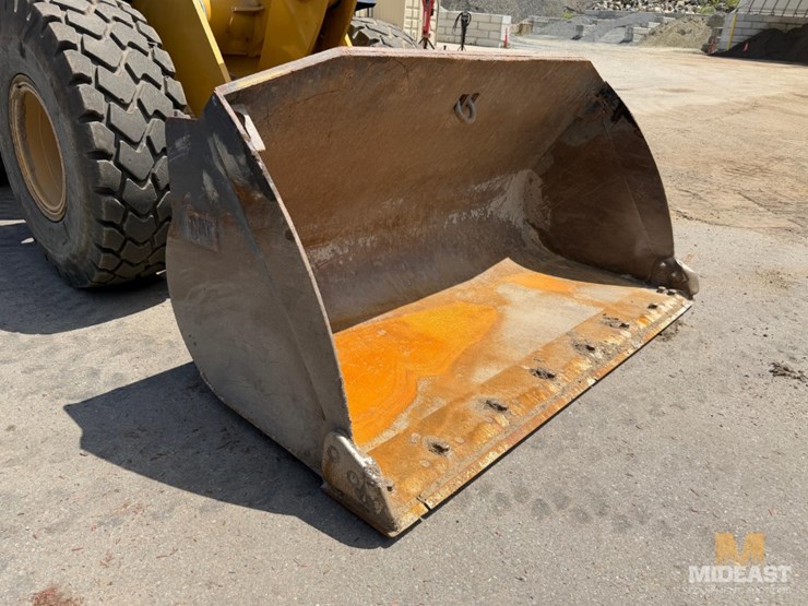 2014-caterpillar-930k-image-14