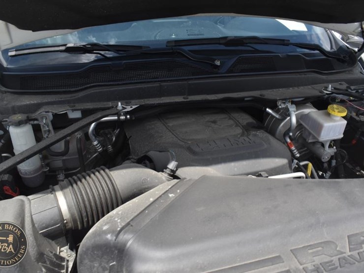 2022-ram-3500-hd-image-33