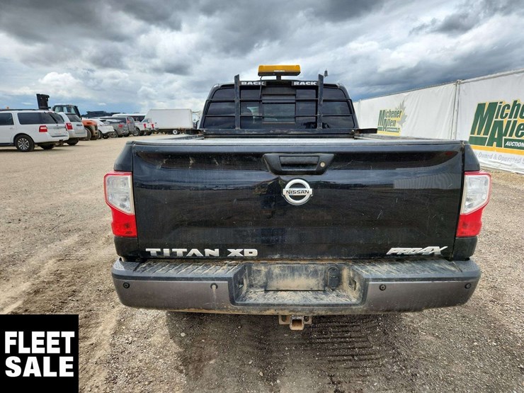 2016-nissan-titan-image-7
