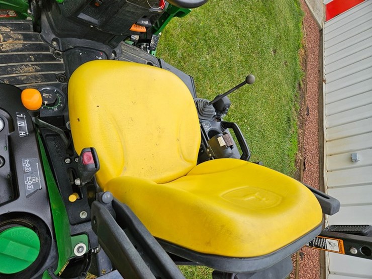 john-deere-1025r-image-33