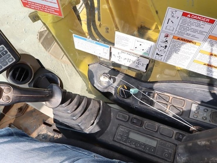 2019-kobelco-sk140sr-lc-5-image-45