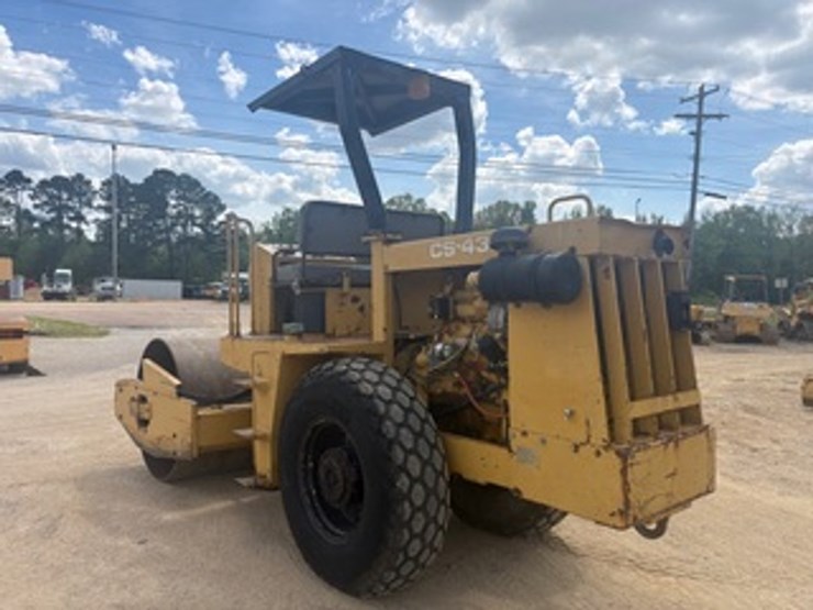 1986-caterpillar-cs-431b-image-5
