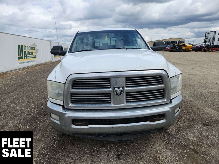 2012-dodge-2500-image-10