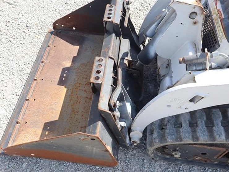 2017-bobcat-mt85-image-9
