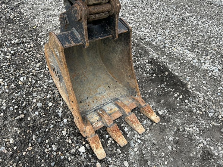 2021-yanmar-sv40-image-8
