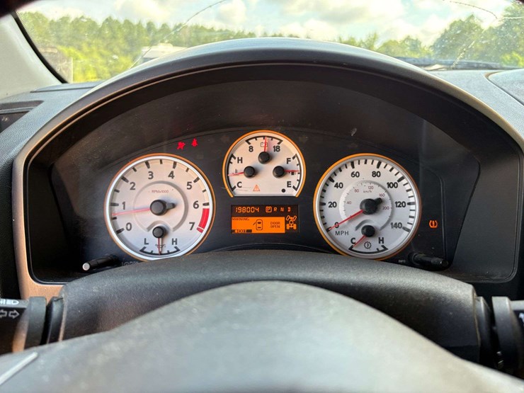 2008-nissan-titan-image-12
