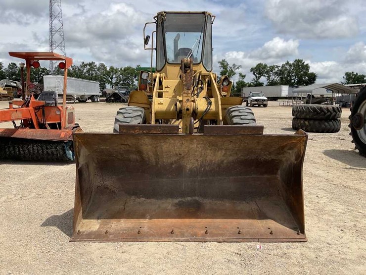 1993-deere-444e-image-2