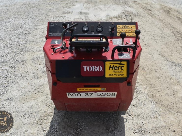 toro-dingo-tx427n-image-4
