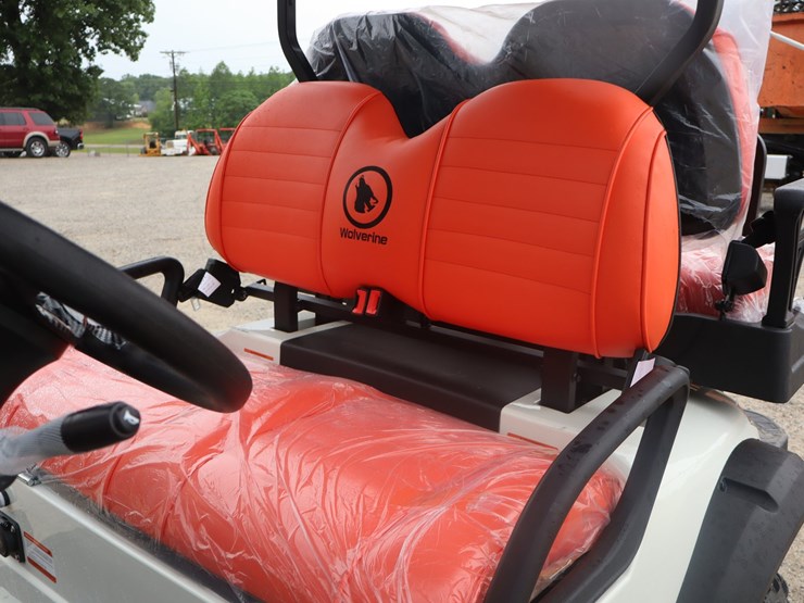 #101-•-4-seater-electric-golf-cart-image-11