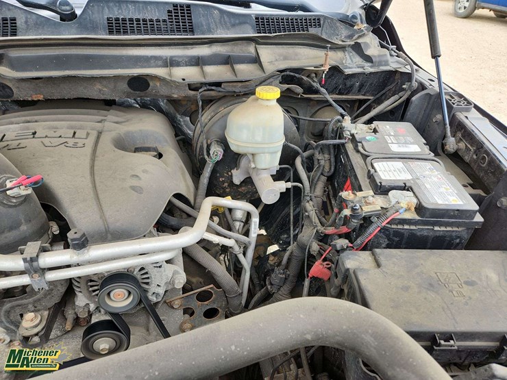 2014-dodge-1500-image-28