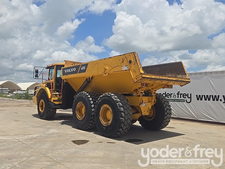 2021-volvo-a25g-image-3