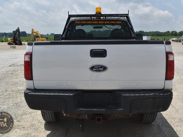 2009-ford-f350-image-4