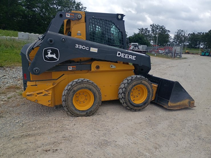 2022-deere-330g-image-10