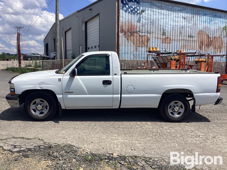 2001-chevrolet-silverado-1500-image-8