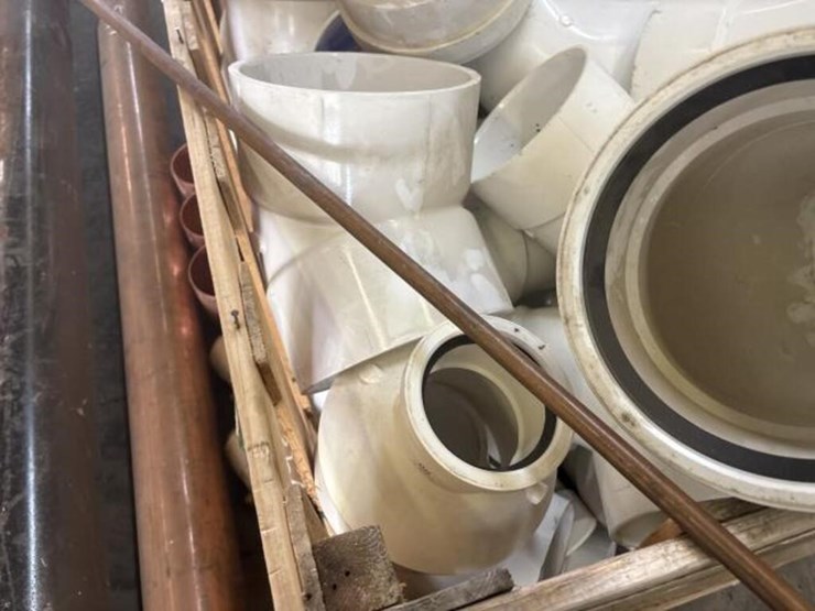 miscellaneous-different-size-pvc-fittings-image-7