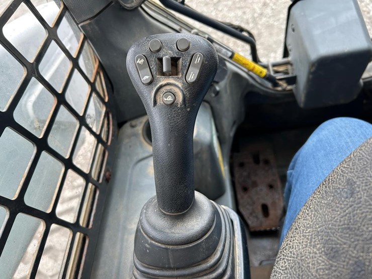 2020-bobcat-t76-image-26