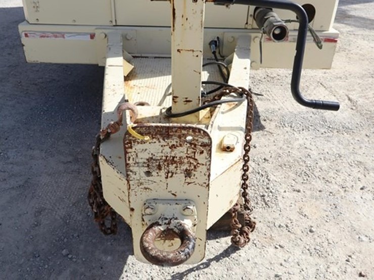 #1094-•-1999-ingersoll-rand-1600-mobile-air-compressor-image-11