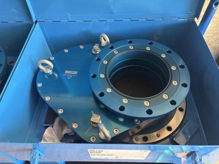 mueller-8in-gas-tapping-trailer-image-27