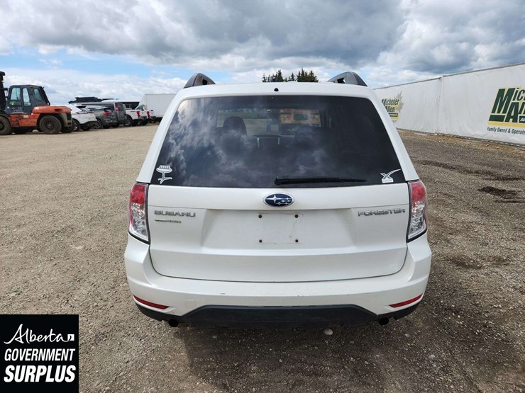 2011-subaru-forester-image-7