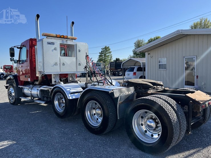 #549-•-2005-volvo-heavy-haul-day-cab-truck---osceola,-ar-image-14