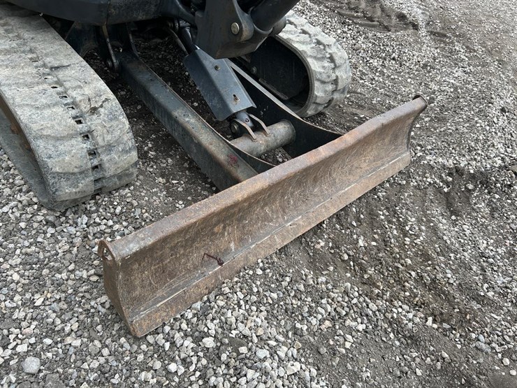 2016-bobcat-e26-image-11