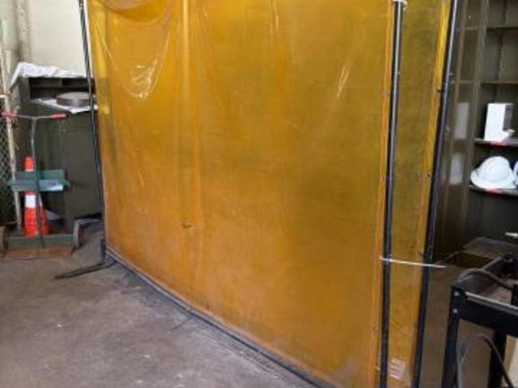 (2)-welders-curtains-95-inches-x-72-inches-image-2