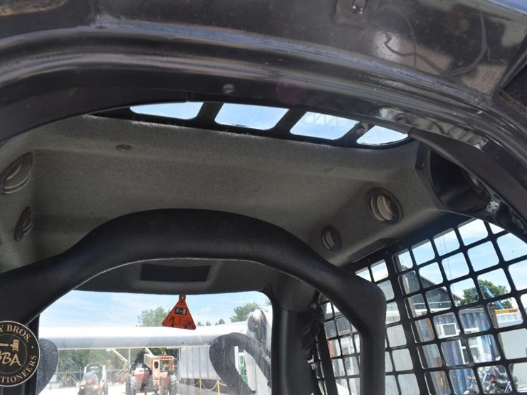 2019-bobcat-t595-image-47