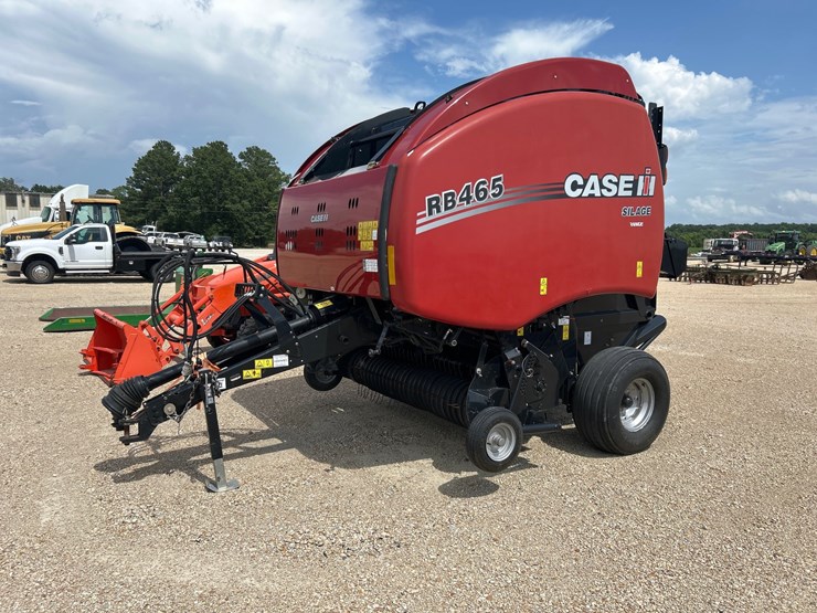 case-ih-rb465-image-1