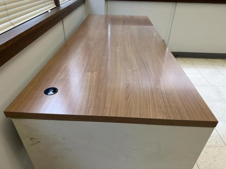 3-drawer-metal-office-desk-with-wood-grain-top-image-6