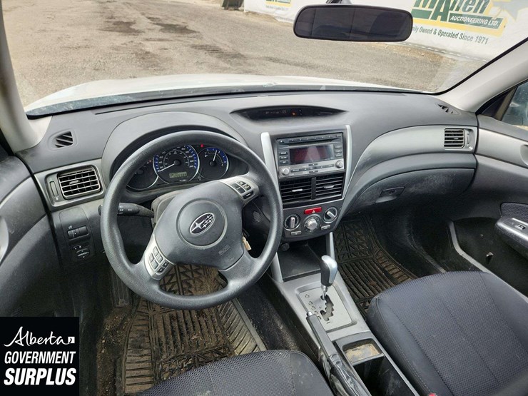 2011-subaru-forester-image-18