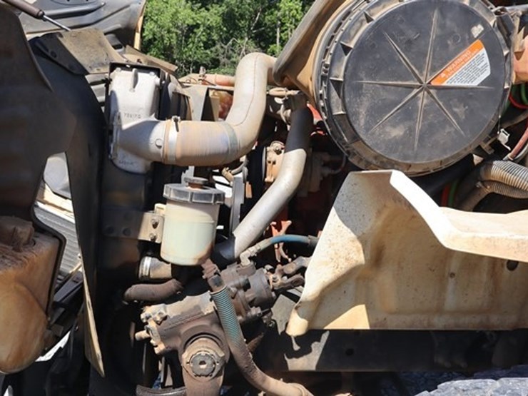 2010-international-transtar-8000-image-18