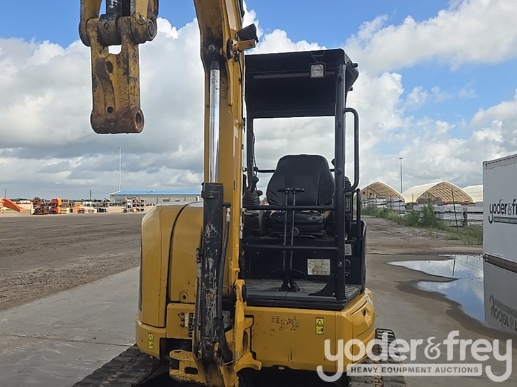 2016-cat-304e2-image-29