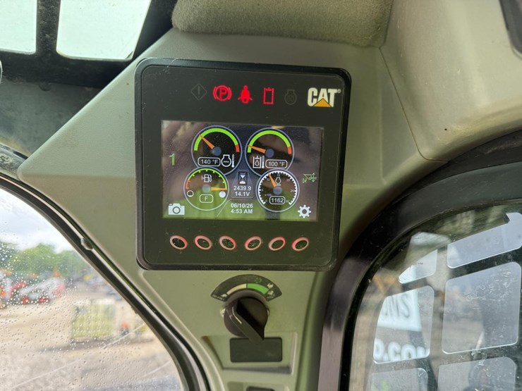 2018-caterpillar-279d-image-22