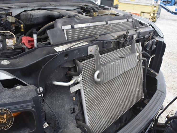 2009-ford-f350-image-39