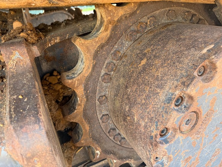 2023-kobelco-sk210-lc-image-10