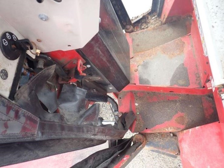 2014-ventrac-4200-image-11
