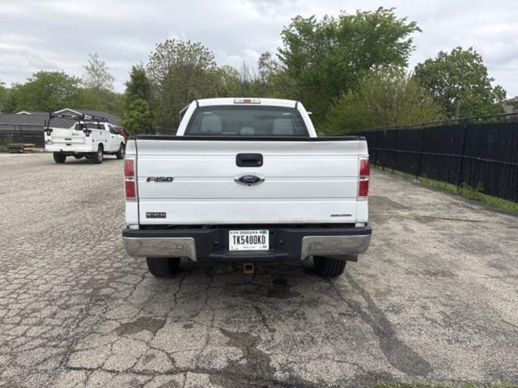 2014-ford-f150-xl-image-4