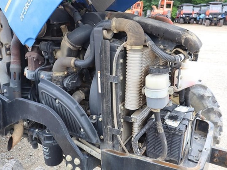 2017-new-holland-workmaster-50-image-18