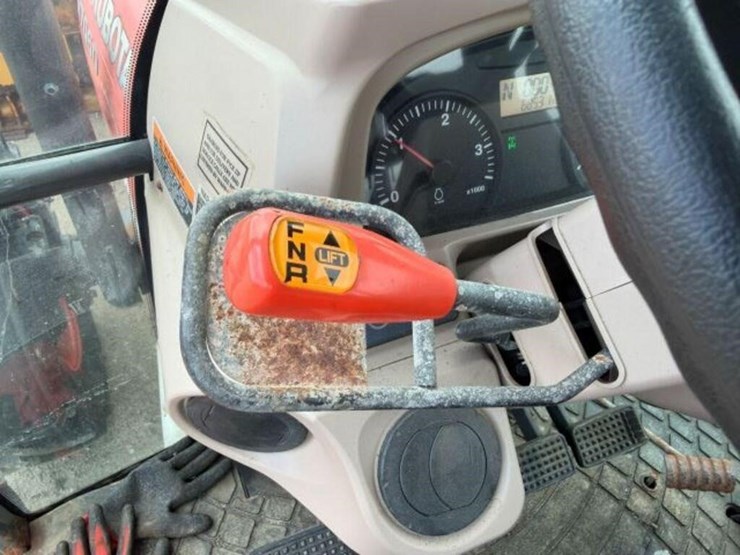 kubota-m7060d-image-10