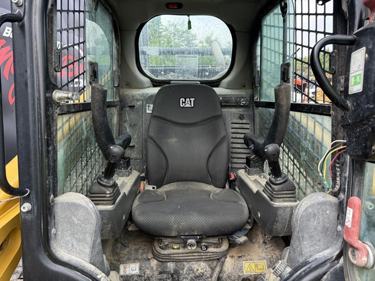 2019-caterpillar-299d3-image-20