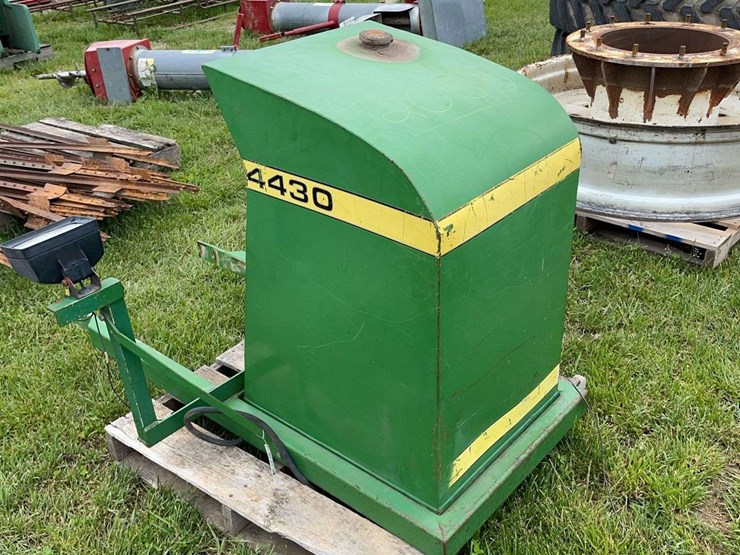 john-deere-front-fuel-tank-off-4430-image-1