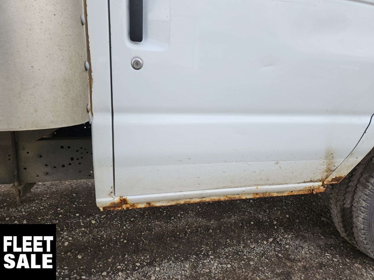 2012-ford-e450-image-29