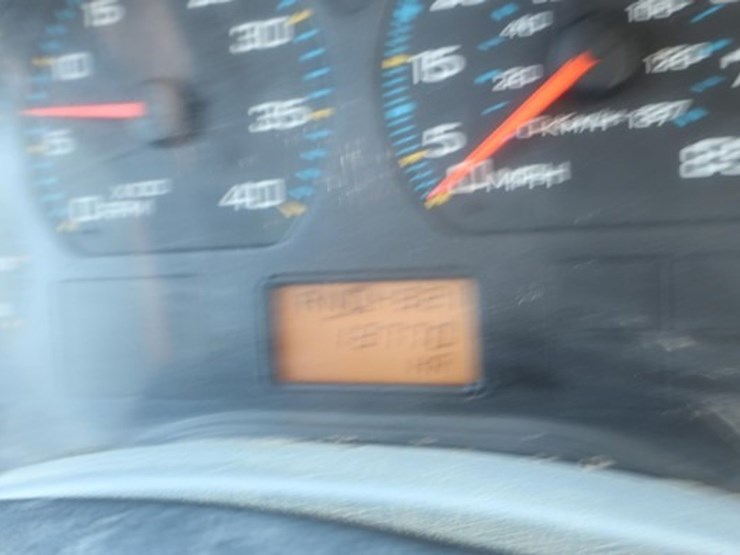 2005-international-durastar-4300-image-13