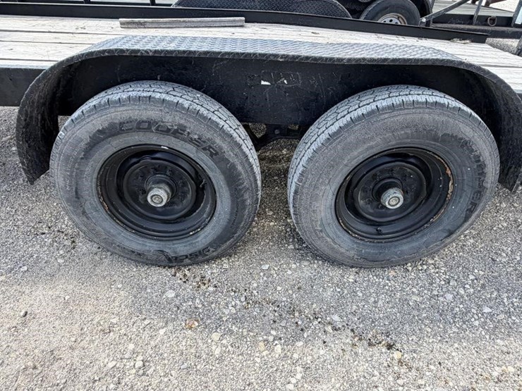 l2--16'-gooseneck-trailer-image-9
