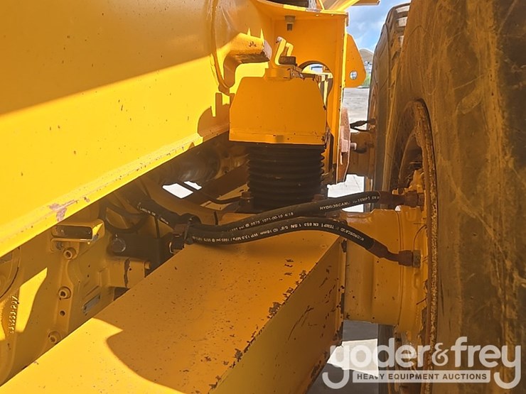 2020-volvo-a25g-image-24
