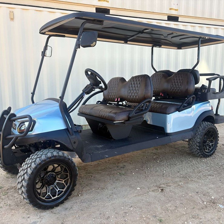 2025 Club Car 6-Seater Gas Golf Cart