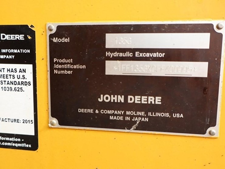 2016-deere-135g-image-29